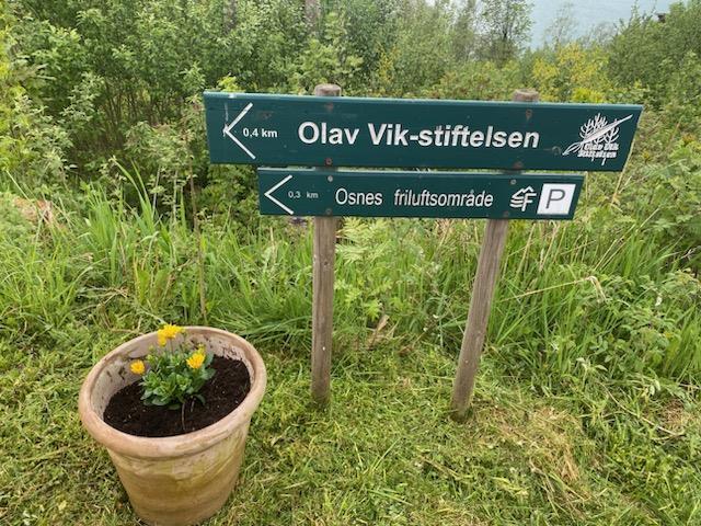 Skilt Olav Vik - Klikk for stort bilde